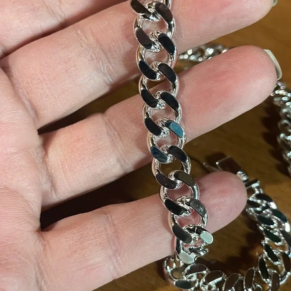 New heavy bracelet and necklace set - Picture 6 of 6